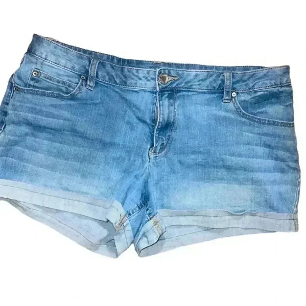 WILD FABLE SHORTS